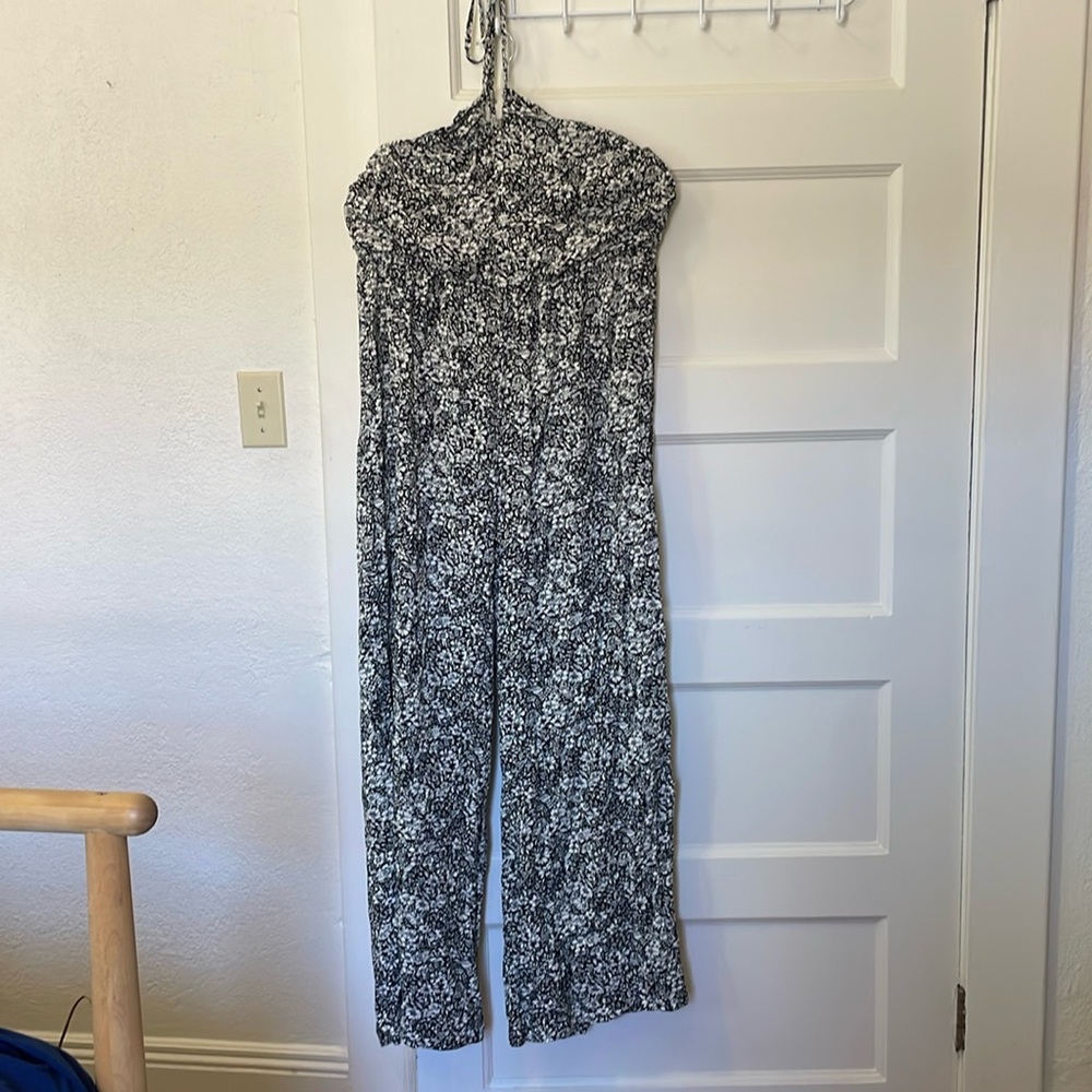 Abound halter top black & white floral print jumpsuit pants XL